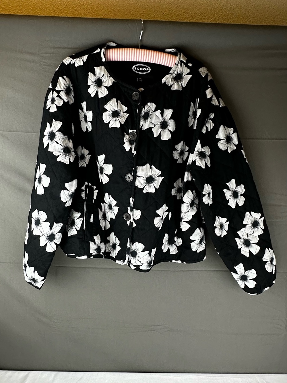 Scoop Black & White Floral Quilted Puffer Jacket
